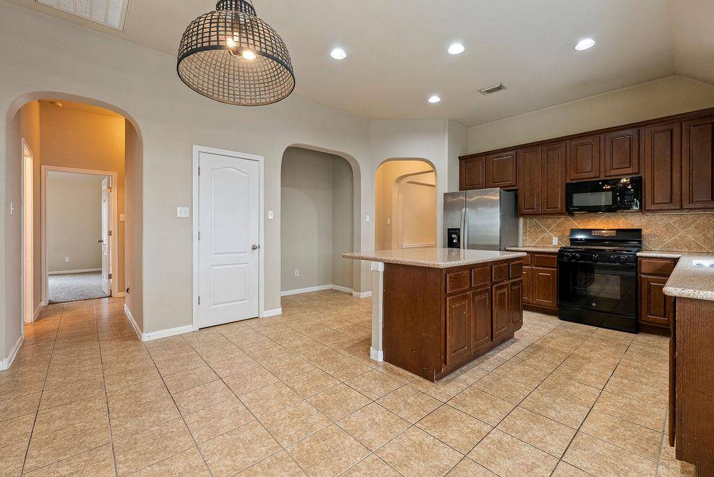 2217 Westfalian TRL, Austin, TX 78732
