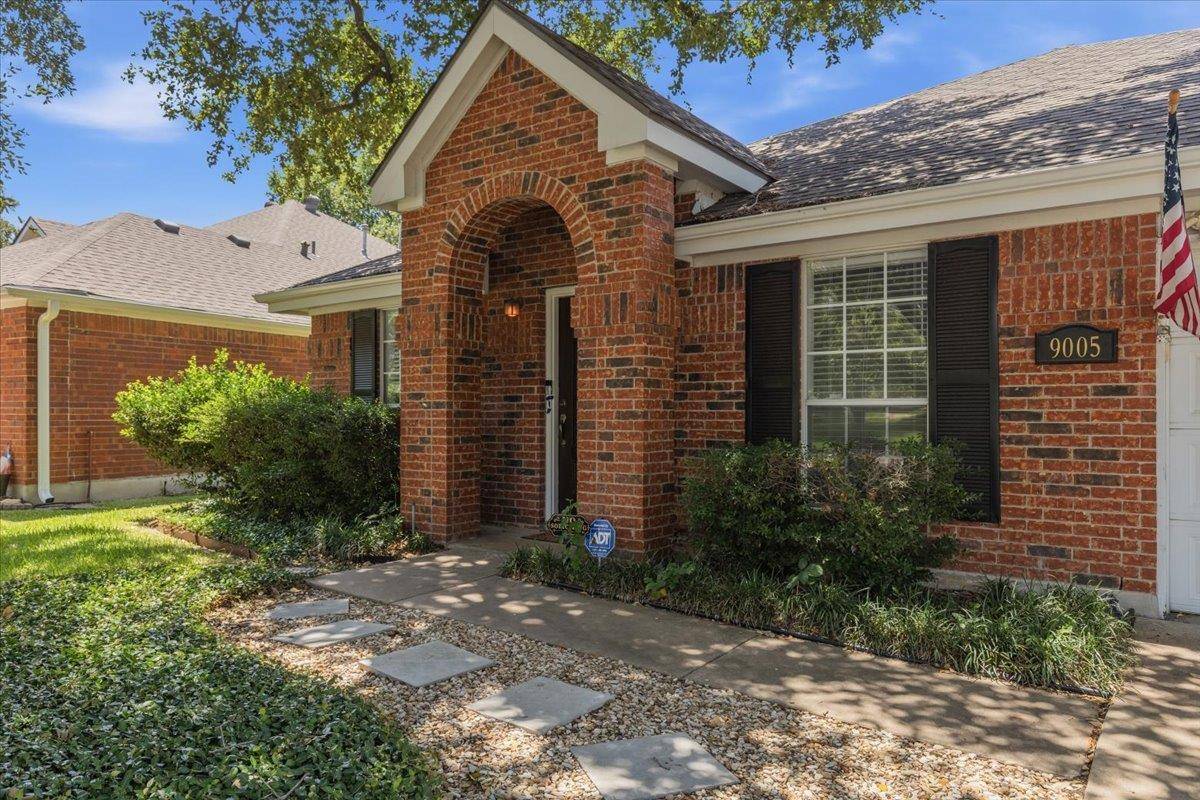 9005 Marthas DR, Austin, TX 78717