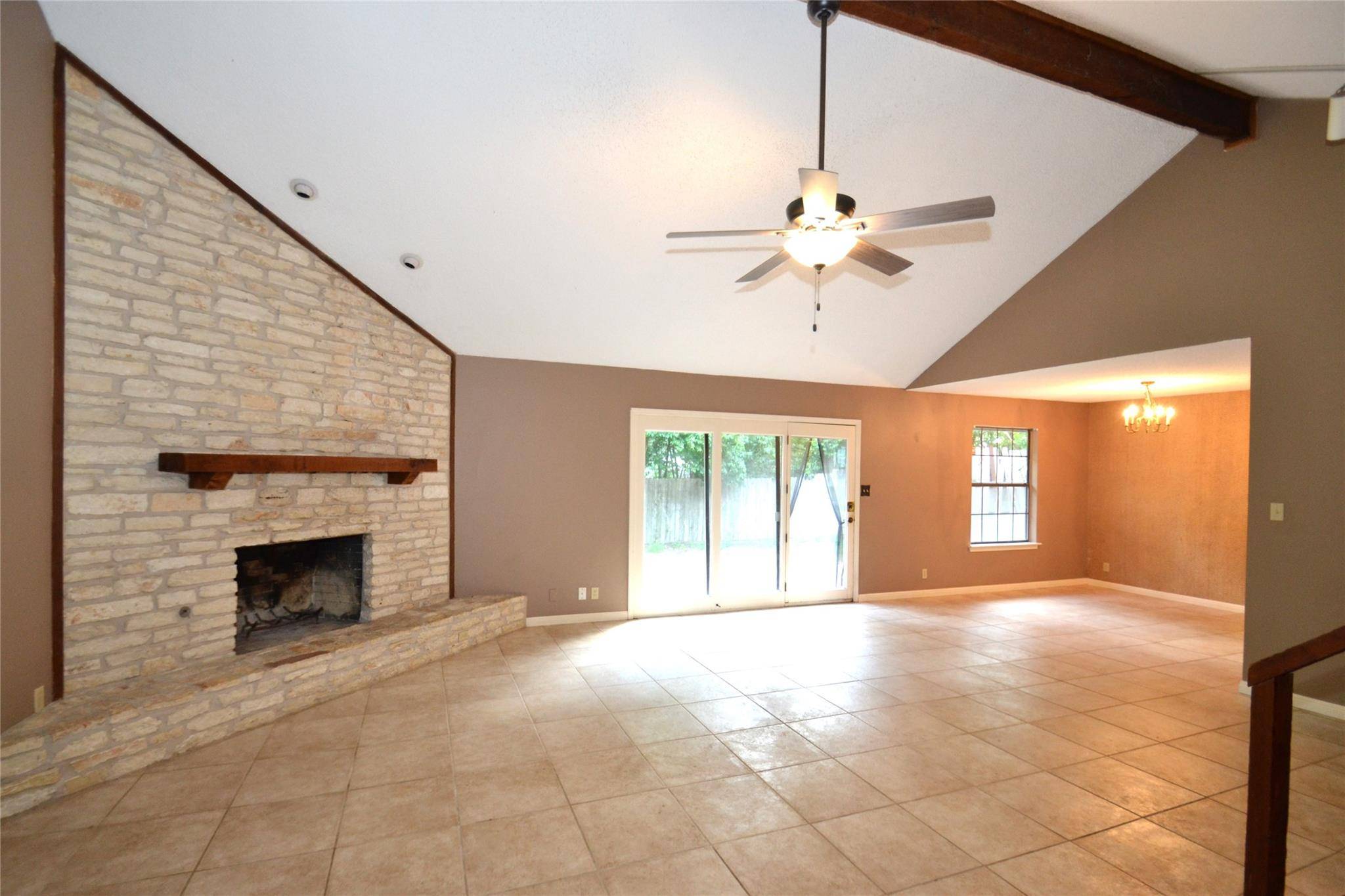 8833 Tallwood DR, Austin, TX 78759