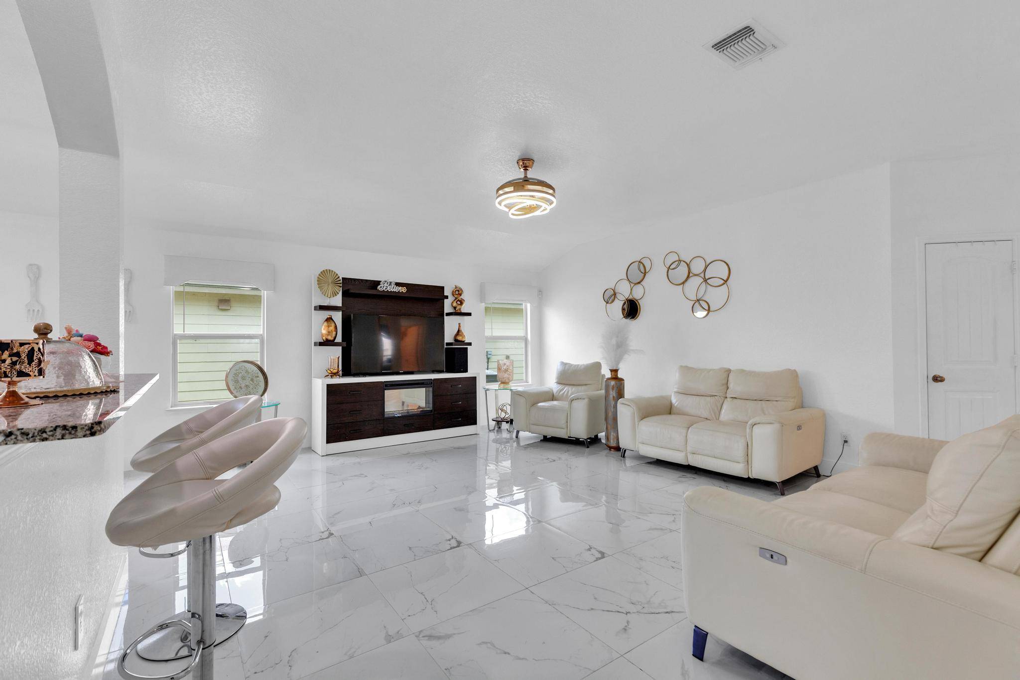 119 Beth Ann LOOP, Taylor, TX 76574
