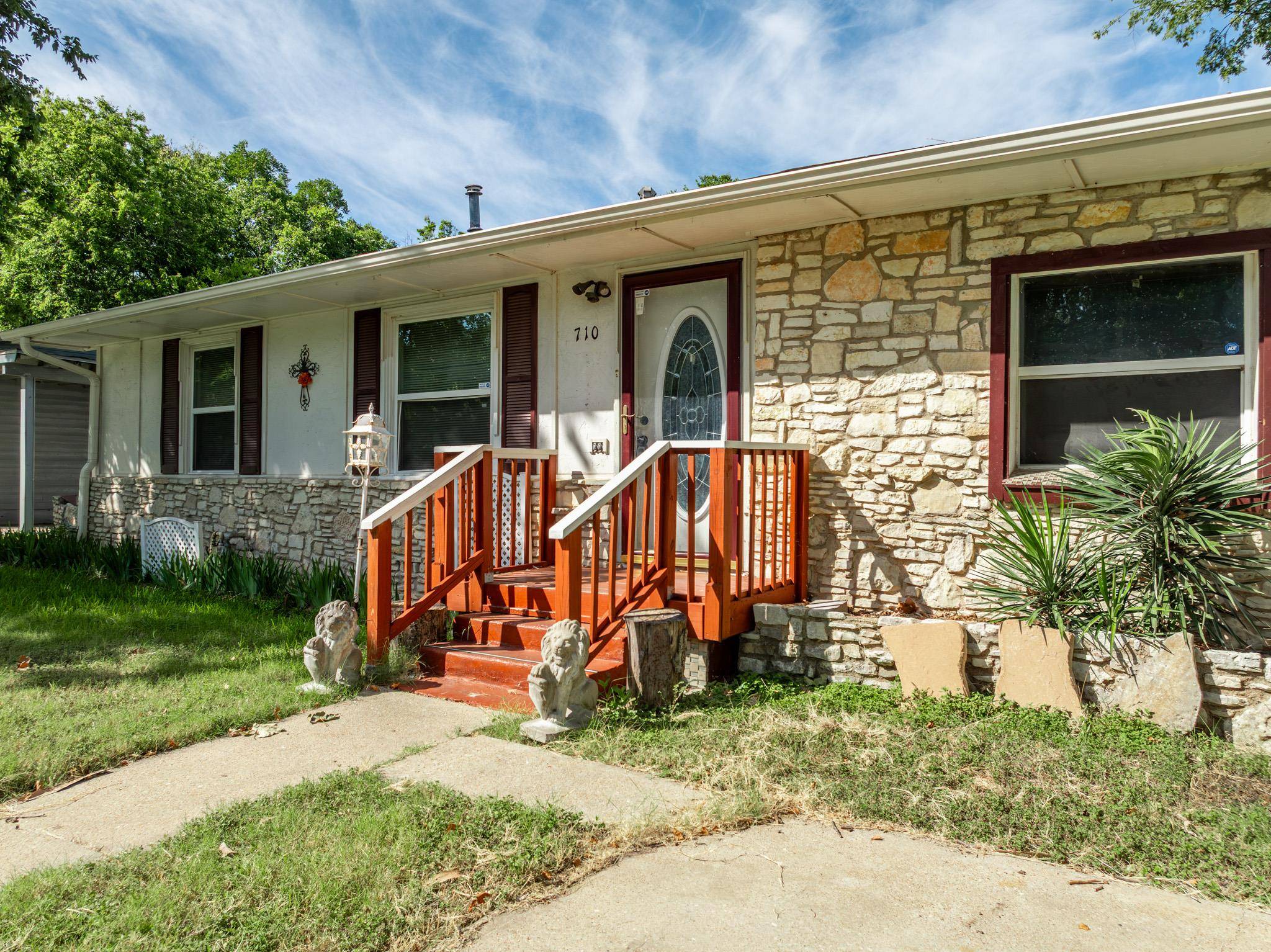 710 Mickan ST, Copperas Cove, TX 76522