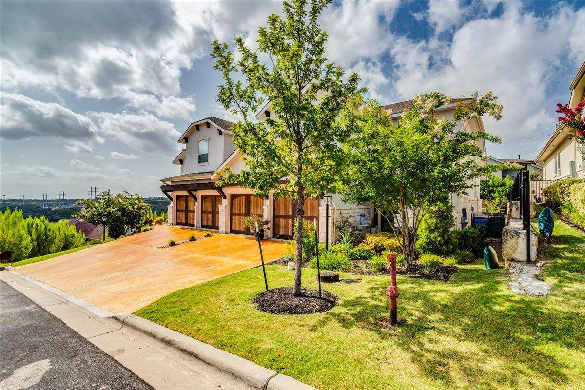 306 Olivia DR #125, Austin, TX 78738