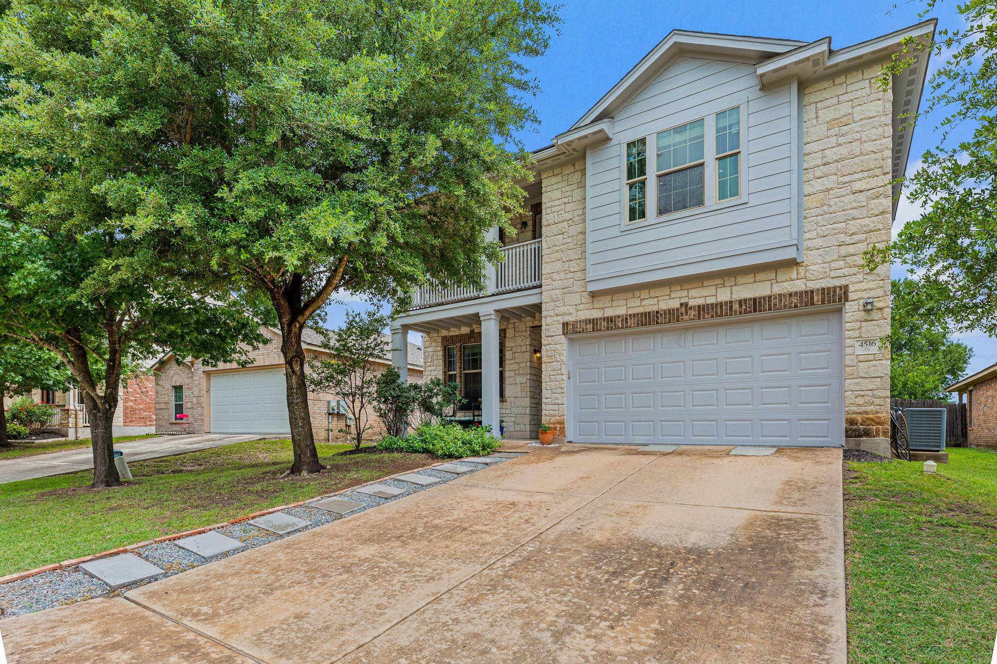 4516 Tiddle LN, Pflugerville, TX 78660