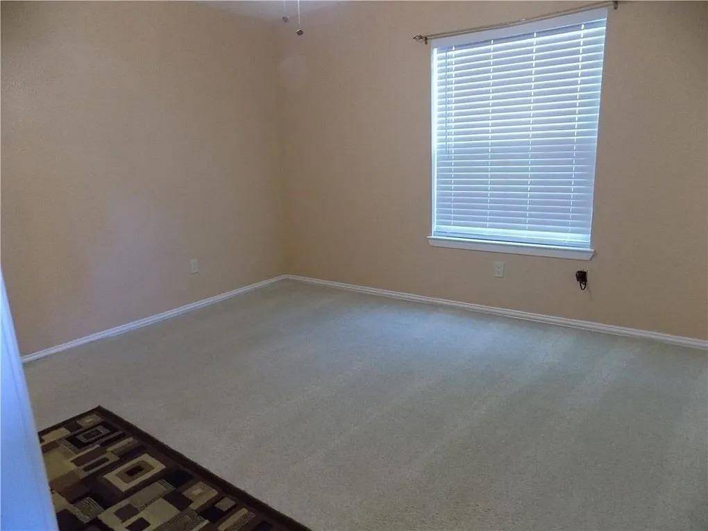 8402 Leesburg CIR, Austin, TX 78758