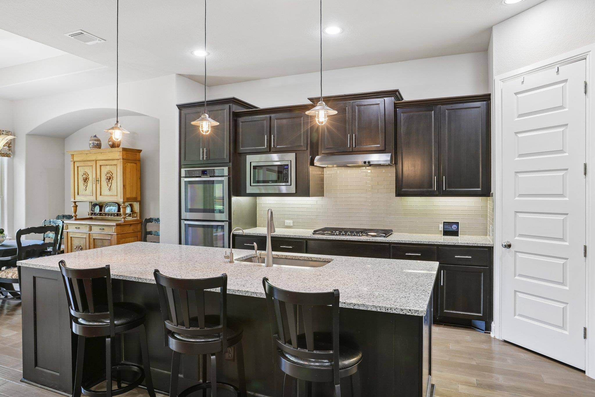 329 Mendocino LN, Austin, TX 78737