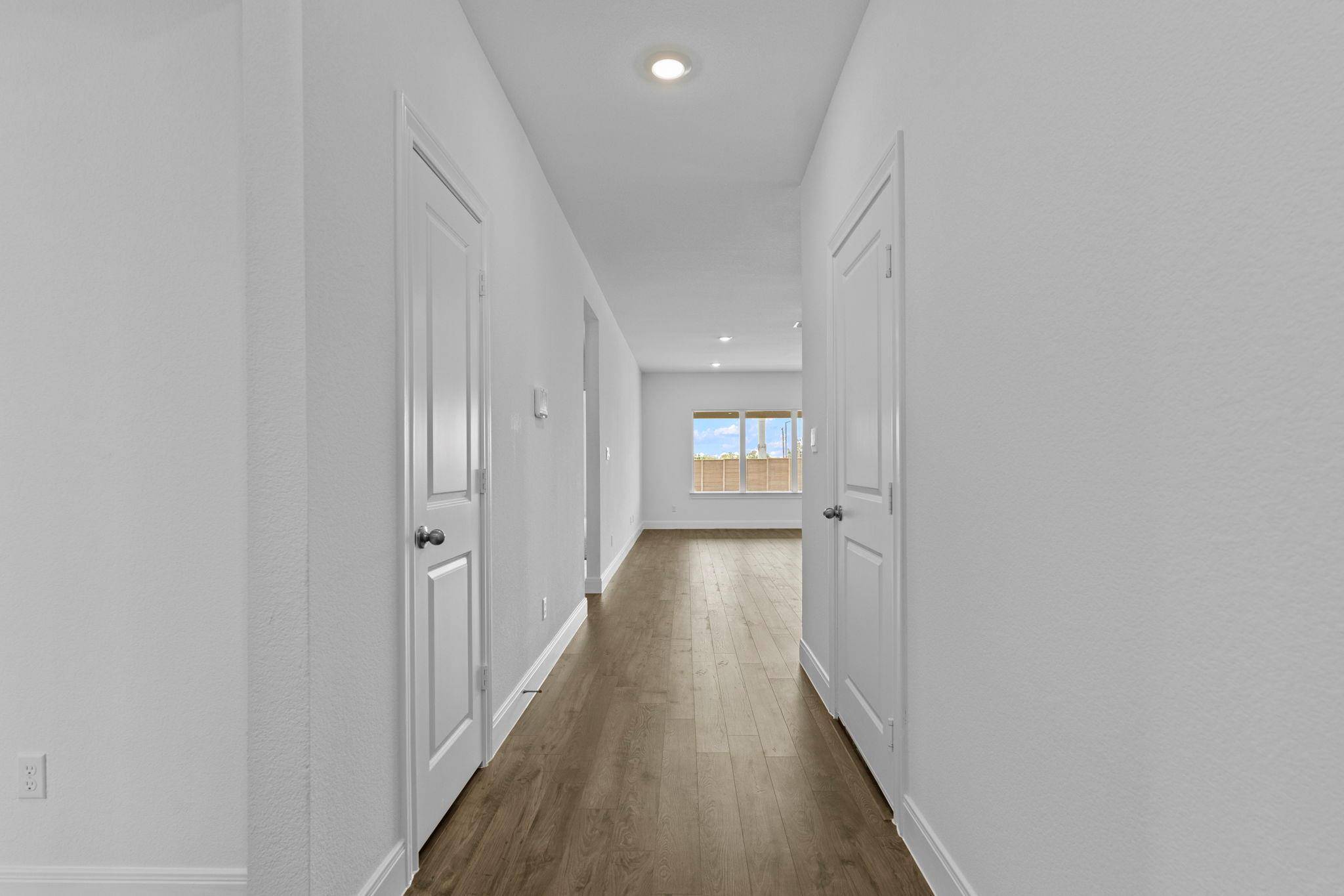 137 Union Pacific DR, Cedar Creek, TX 78612