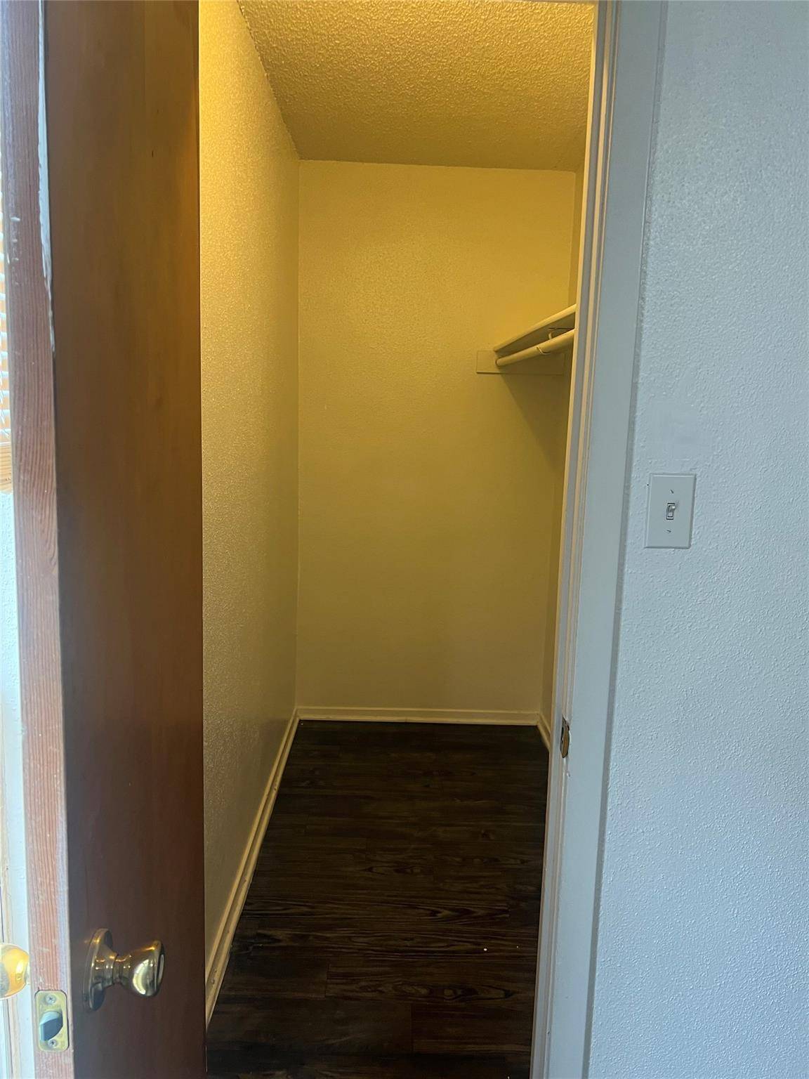 2803 Hemphill PARK #B-110, Austin, TX 78705