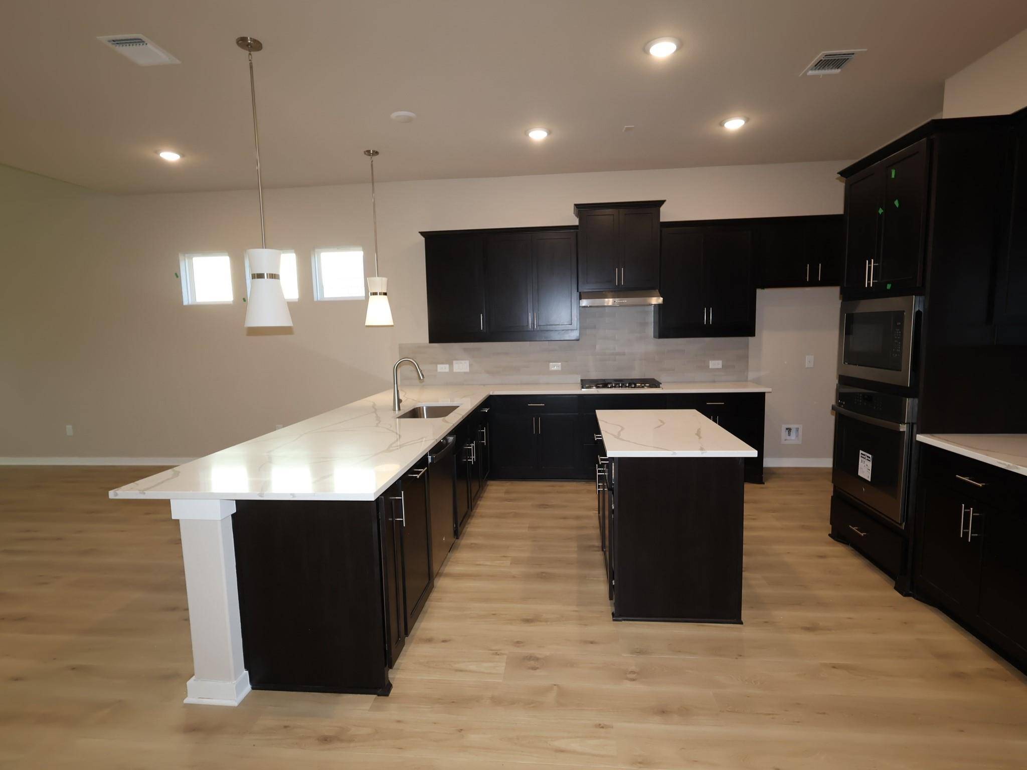 4009 Waxahachie RD, Leander, TX 78641