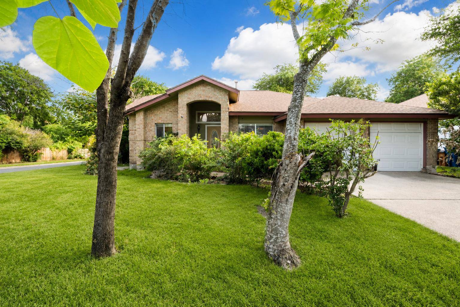 5611 Meadow CRST, Austin, TX 78744