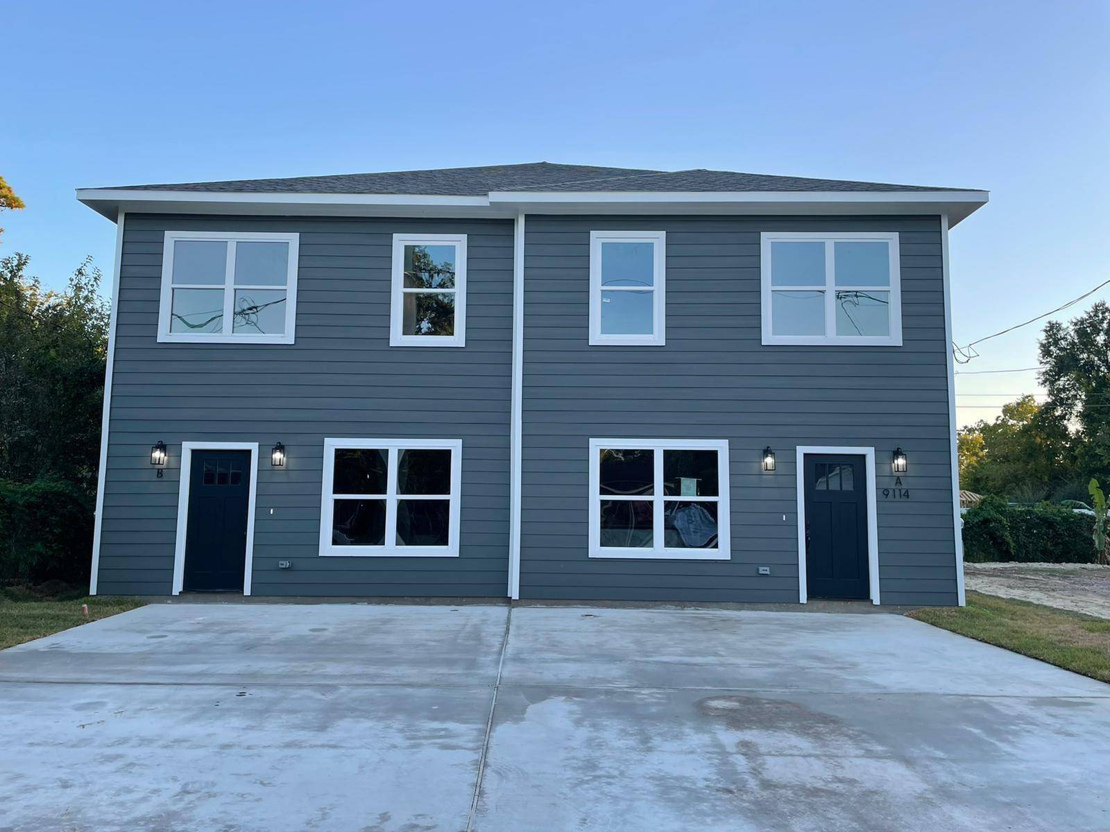 9114 Caddo RD #A & B, Houston, TX 77078