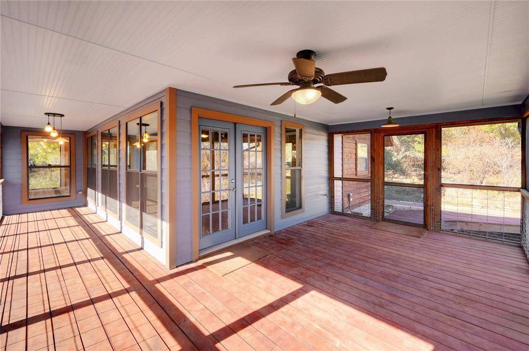 500 Owl Hollow RD, San Marcos, TX 78666