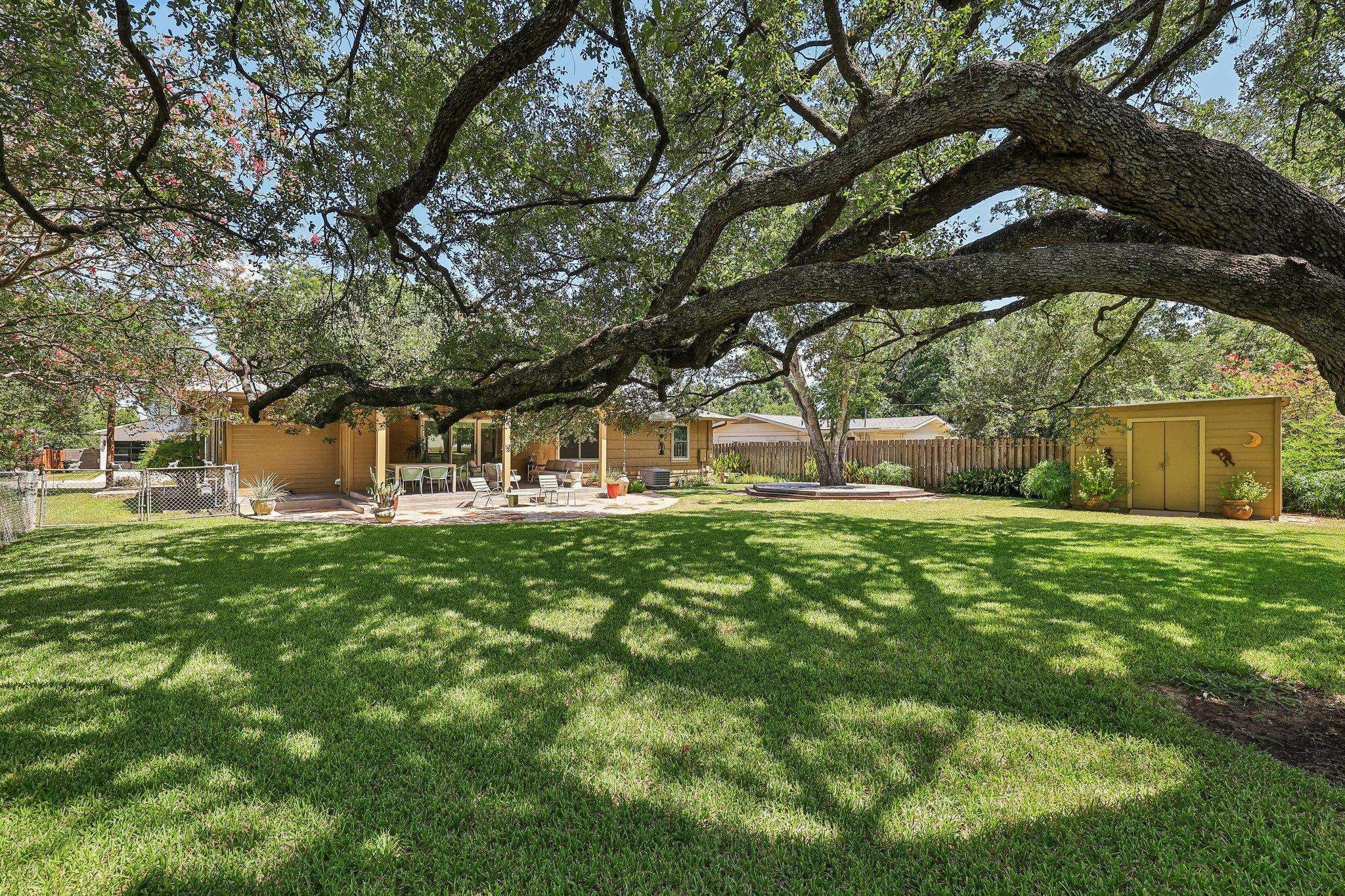 6308 Nasco DR, Austin, TX 78757