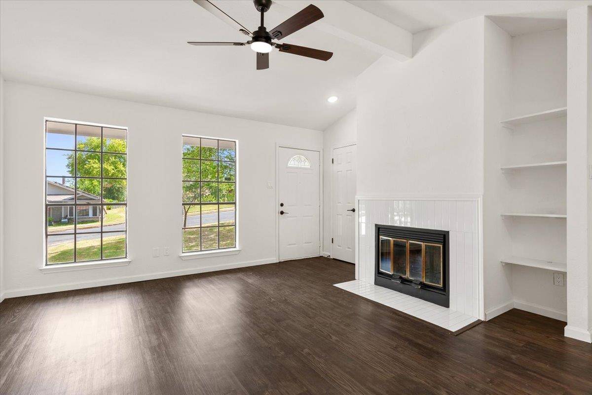 1400 Brixham CV, Austin, TX 78753