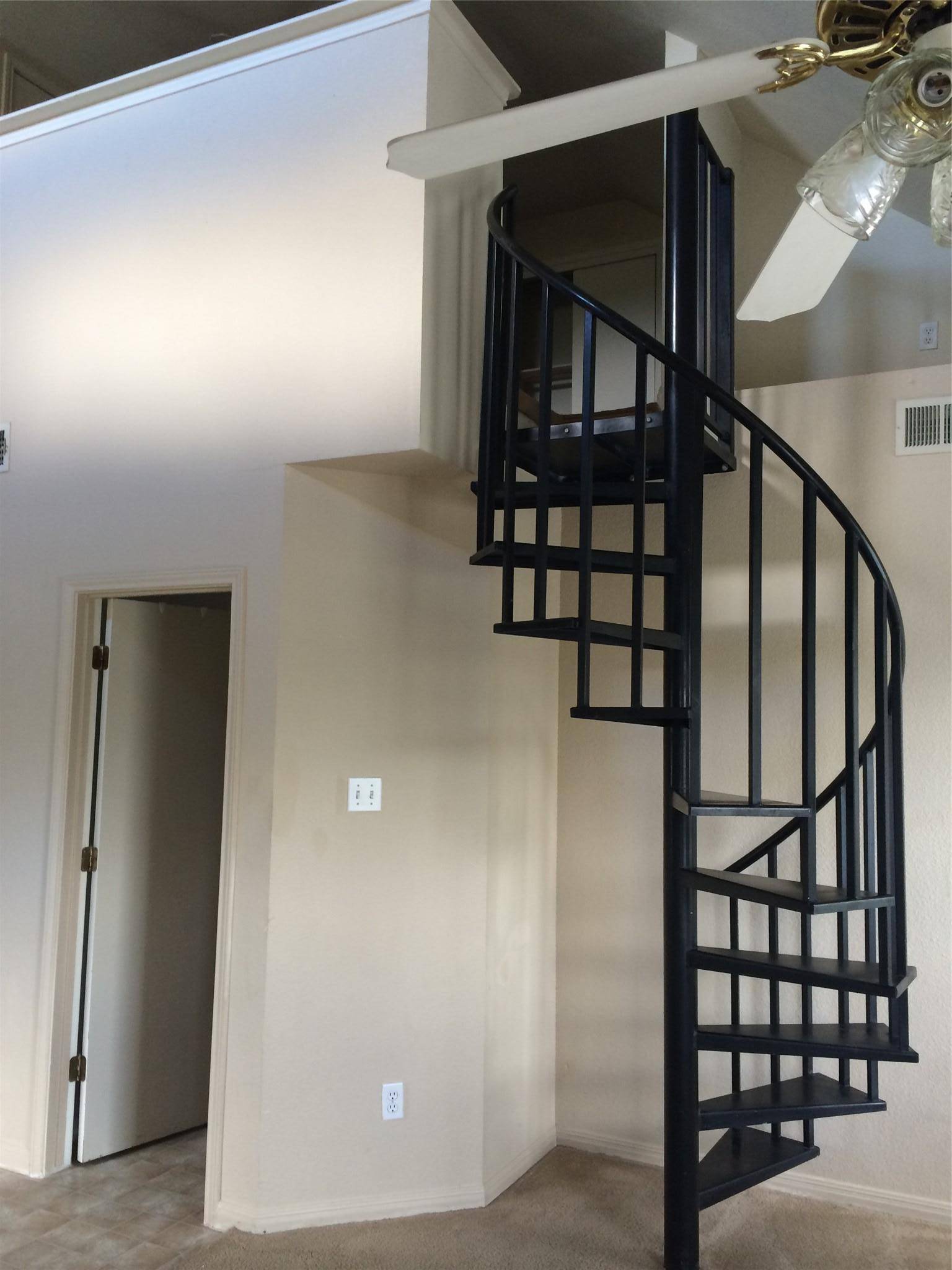 3003-C WHISPER OAKS LN #C, Georgetown, TX 78628