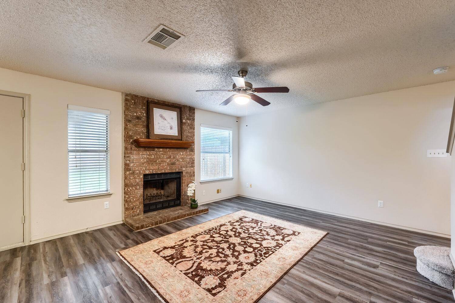 814 Smoke Signal PASS, Pflugerville, TX 78660