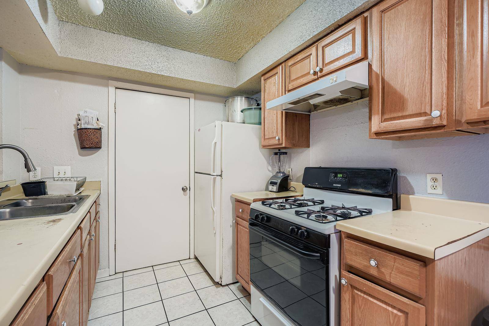 5803 Cougar DR, Austin, TX 78745