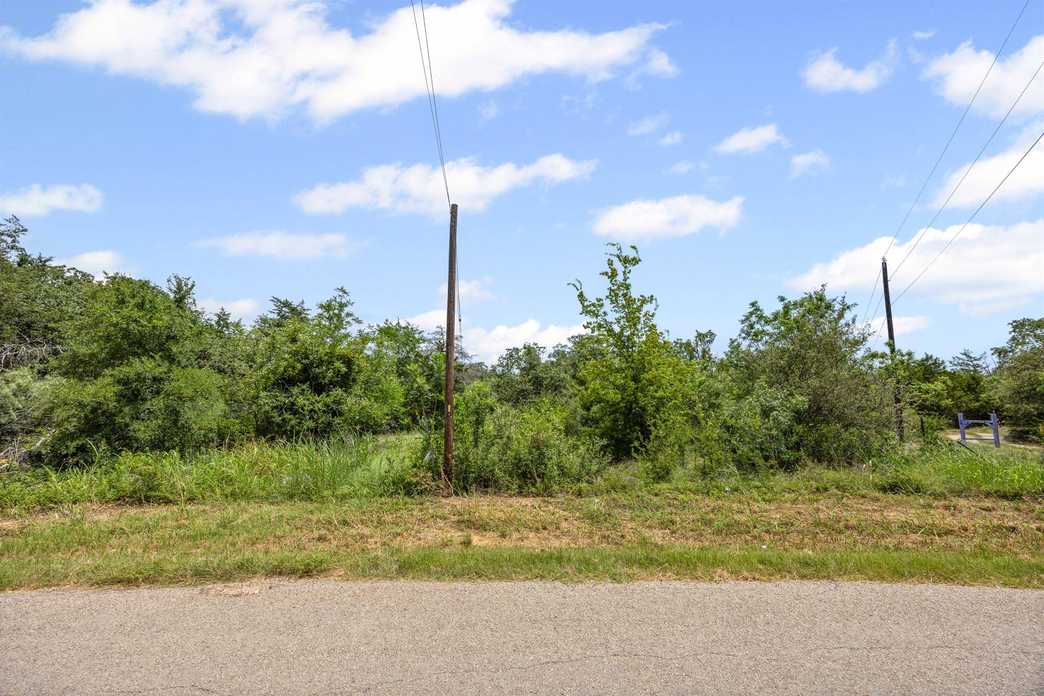 115 Turkey RUN, Cedar Creek, TX 78612