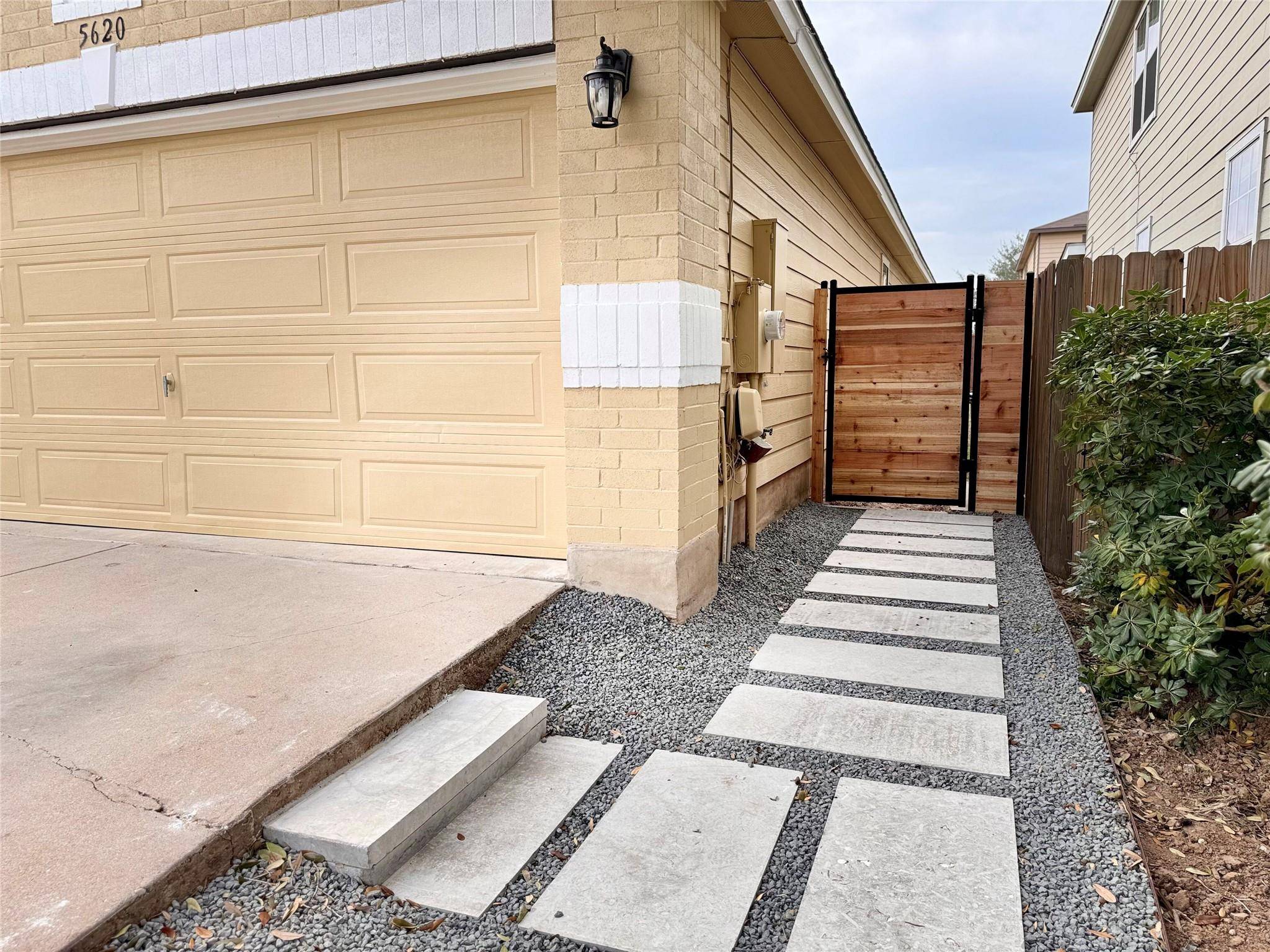 Address not disclosed, Del Valle, TX 78617