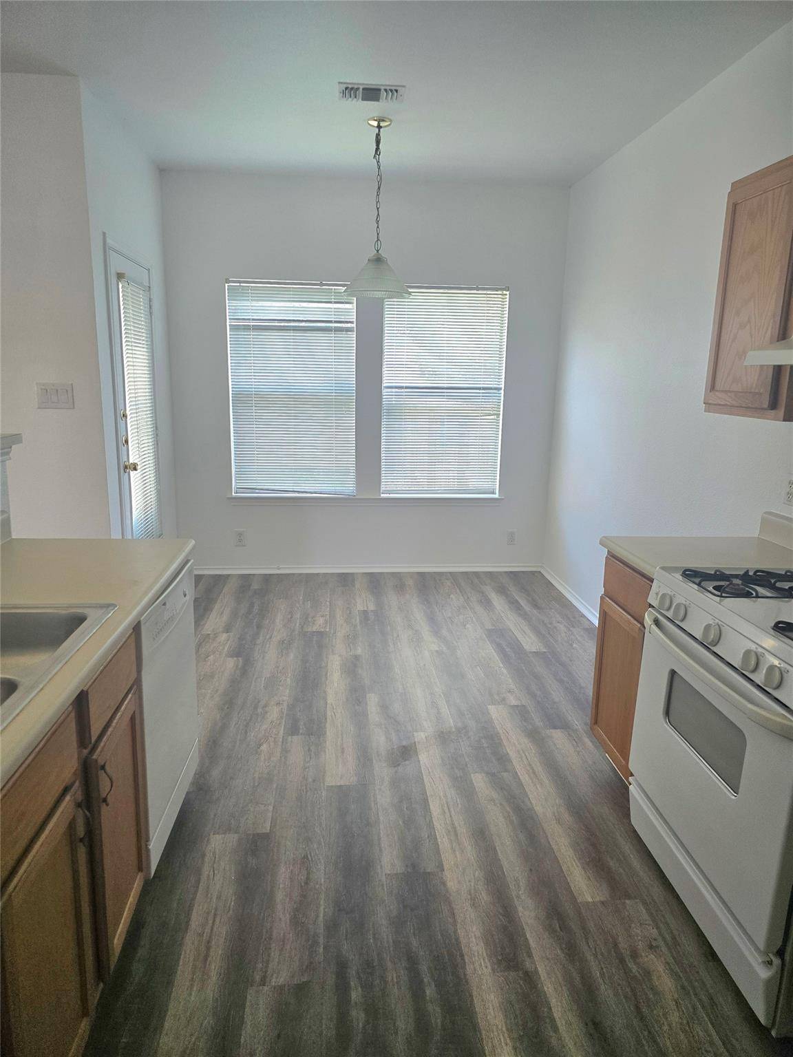 2837 Southampton WAY #A, Round Rock, TX 78664