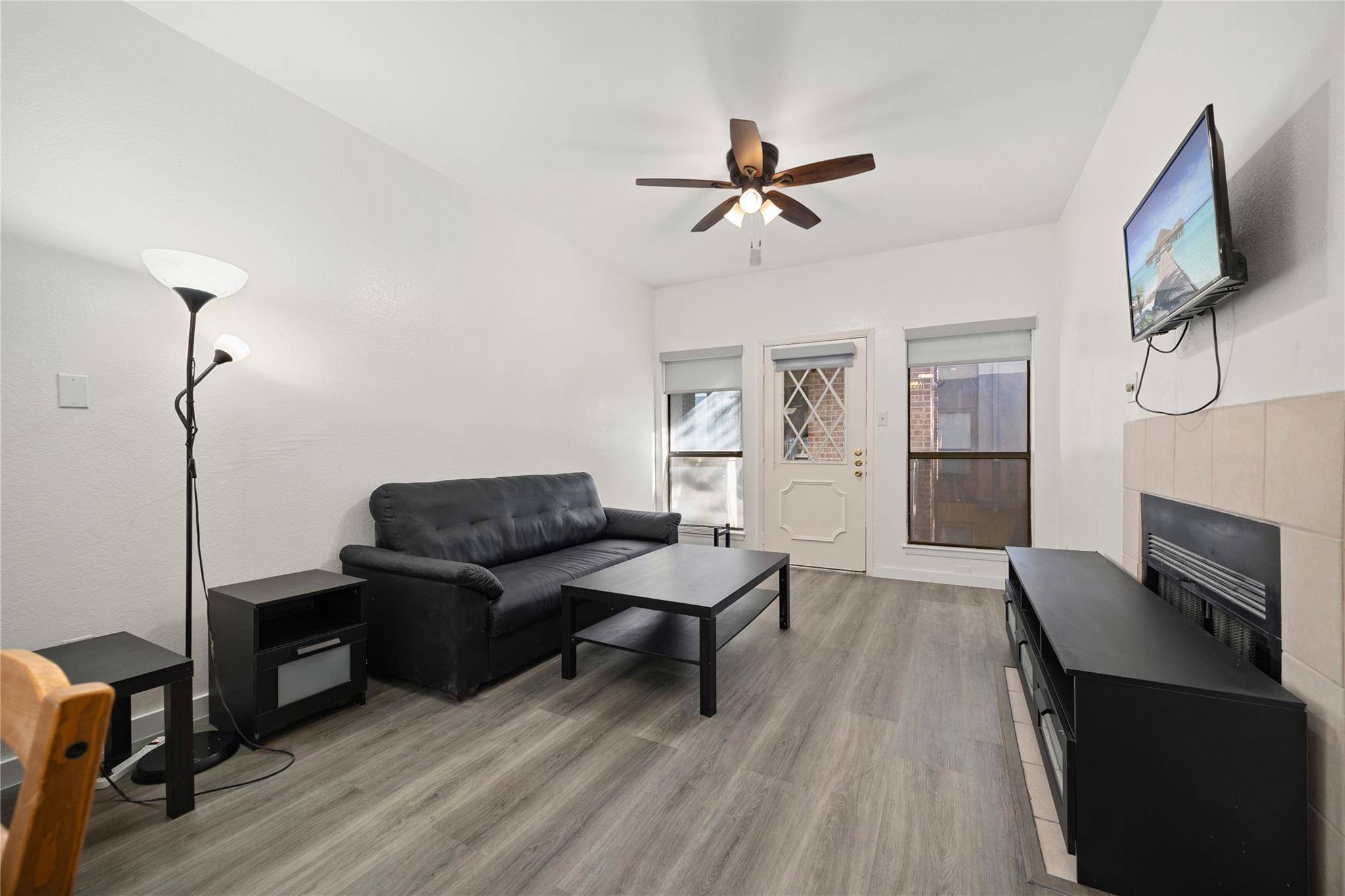 806 W 24th ST #213, Austin, TX 78705