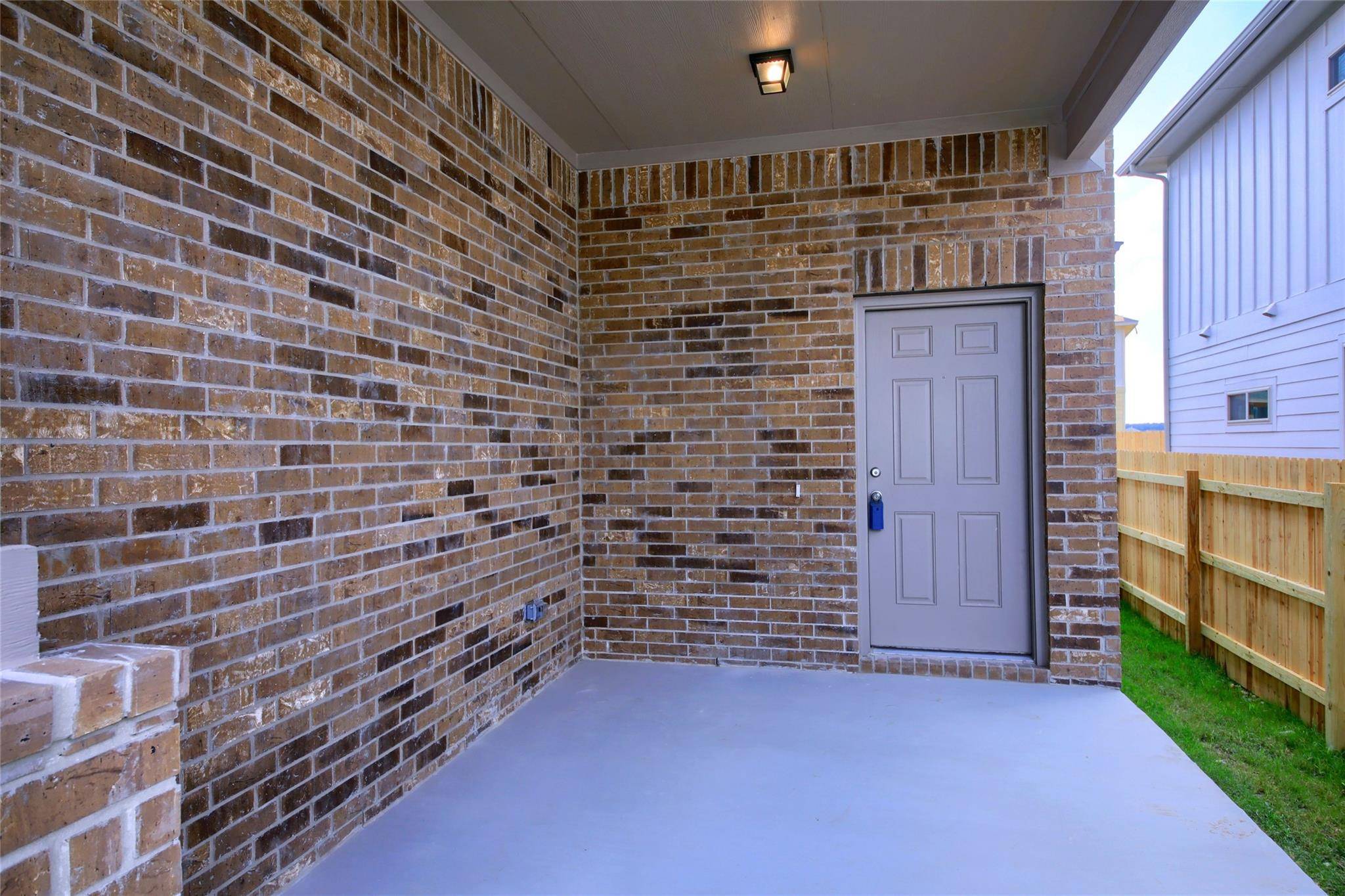 133 Mayney DR, Leander, TX 78641