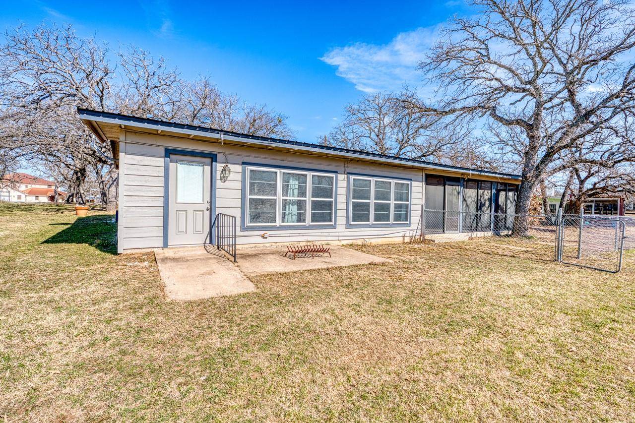 310 N Chaparral, Burnet, TX 78611