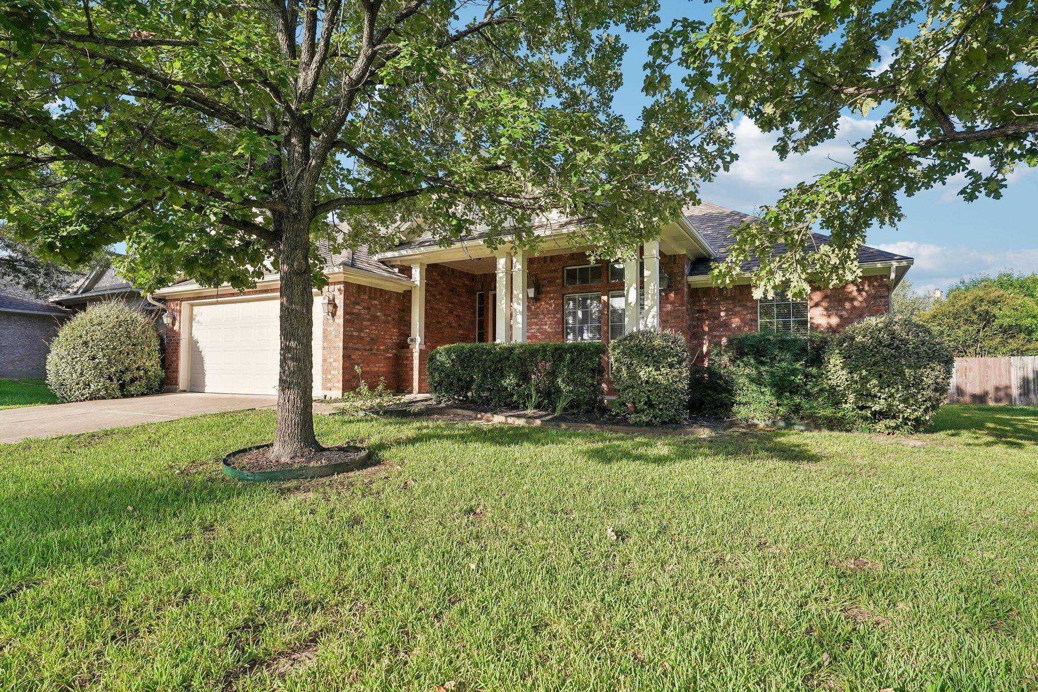 10028 Lisi Anne DR, Austin, TX 78717