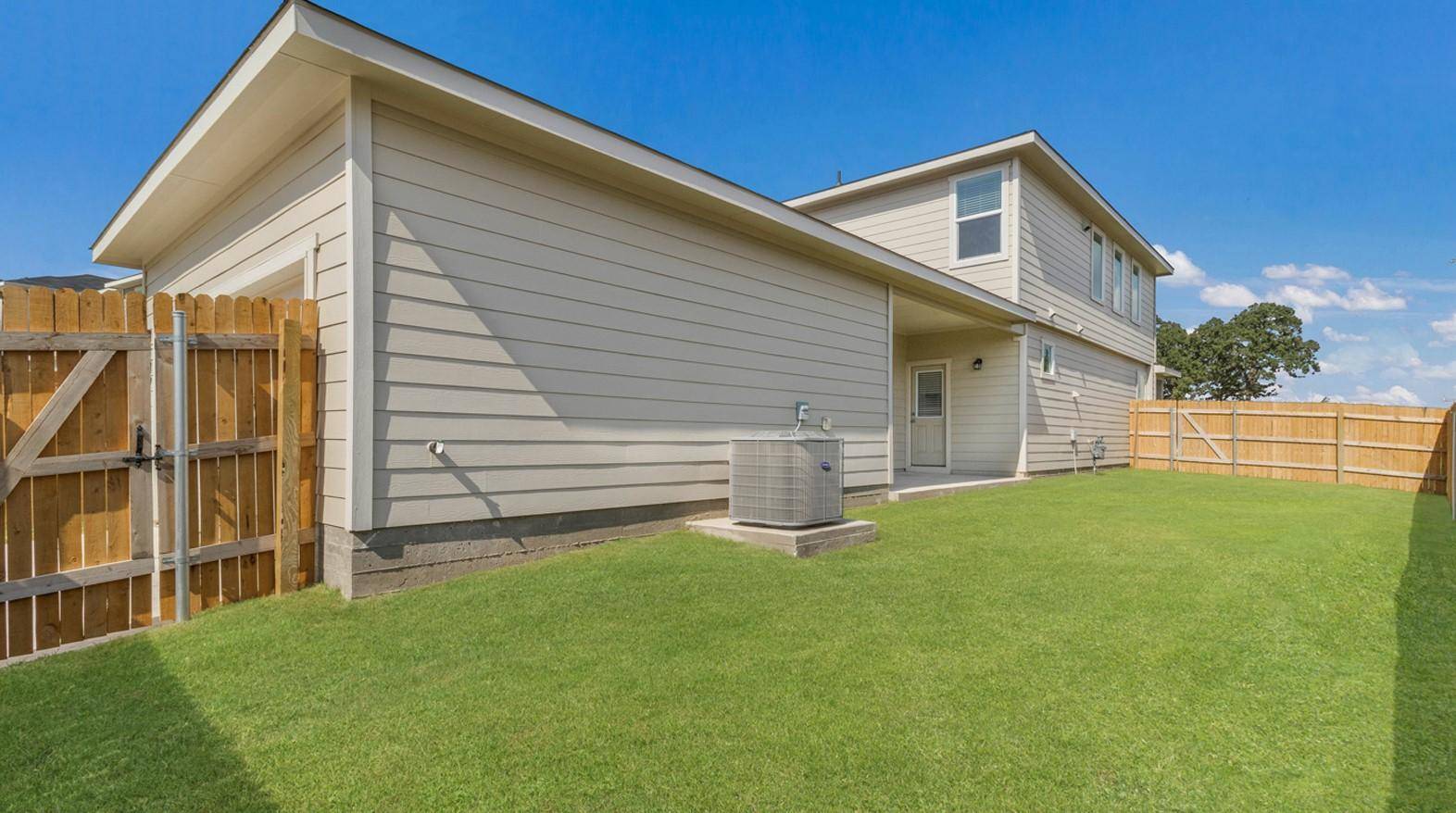 321 Puerto Plata Ave, Bastrop, TX 78602