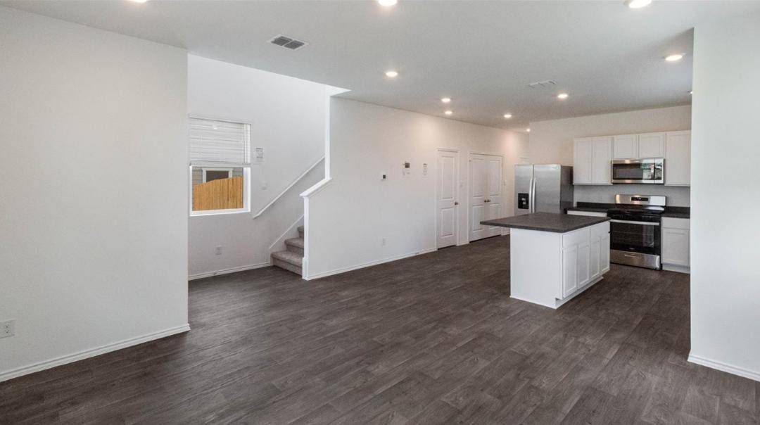 321 Puerto Plata Ave, Bastrop, TX 78602