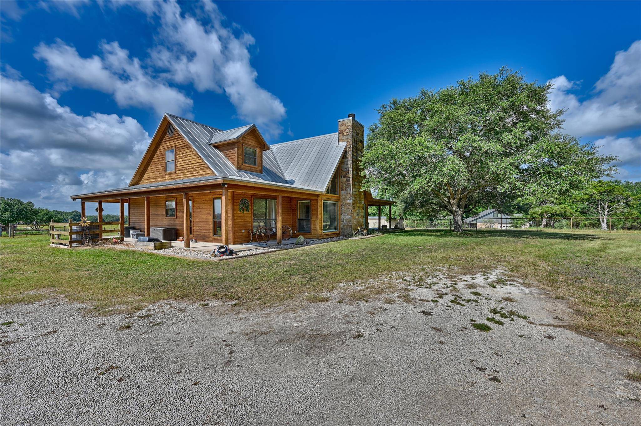 3090 Old Navasota RD, Brenham, TX 77833