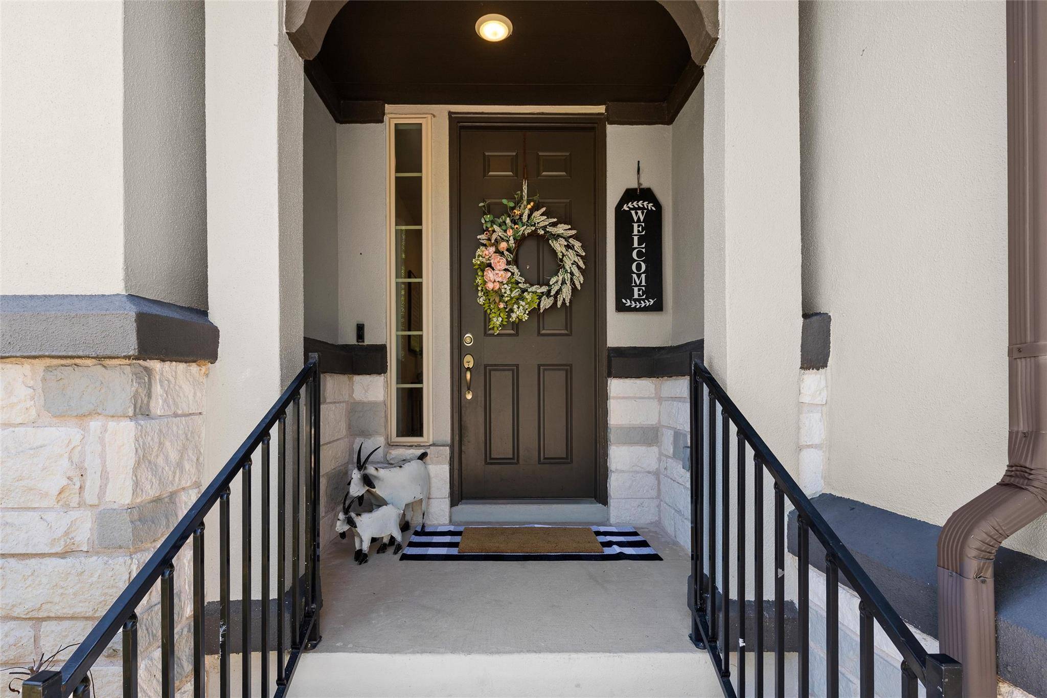 186 Adina DR, Dripping Springs, TX 78620