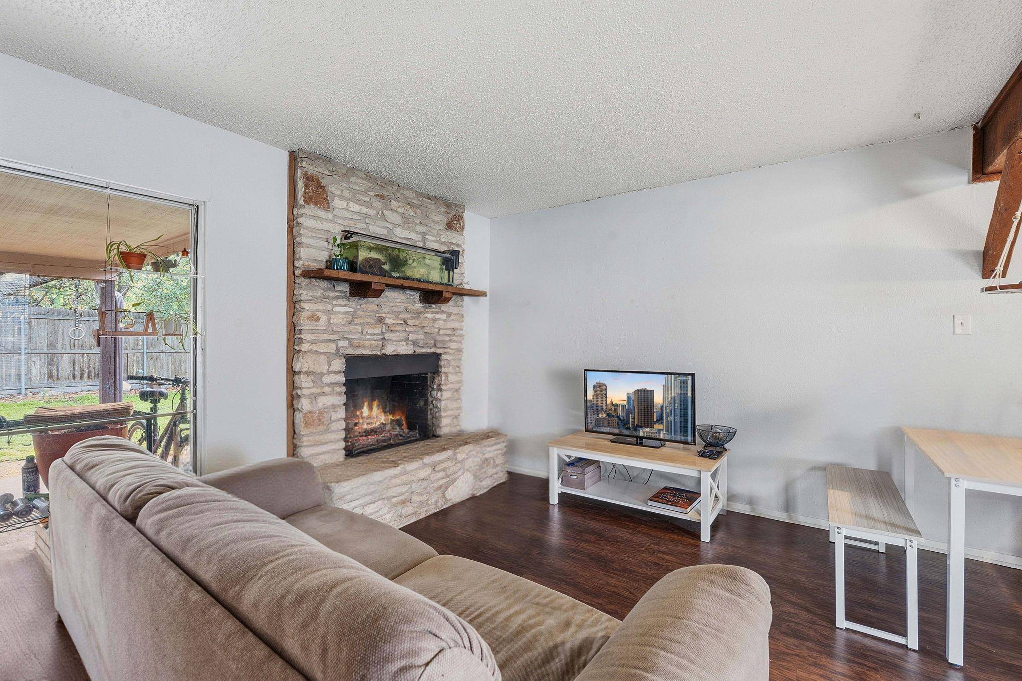4008 Cima Serena DR #A/B, Austin, TX 78759
