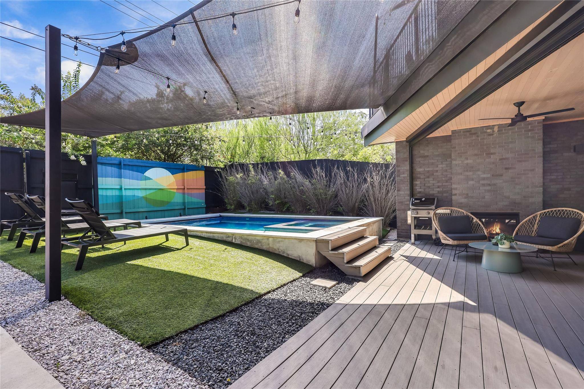 702 W Elizabeth ST, Austin, TX 78704