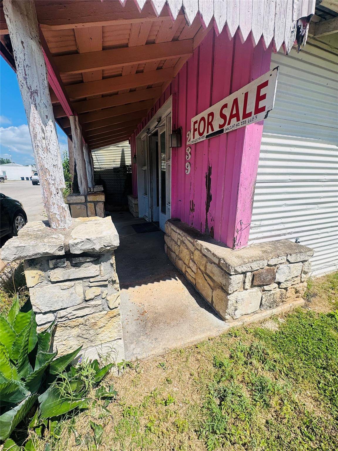 239 E Vaughn ST, Bertram, TX 78605