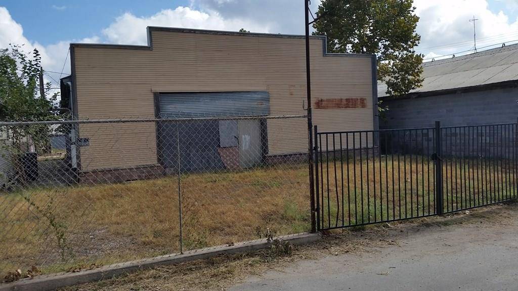 239 E Vaughn ST, Bertram, TX 78605