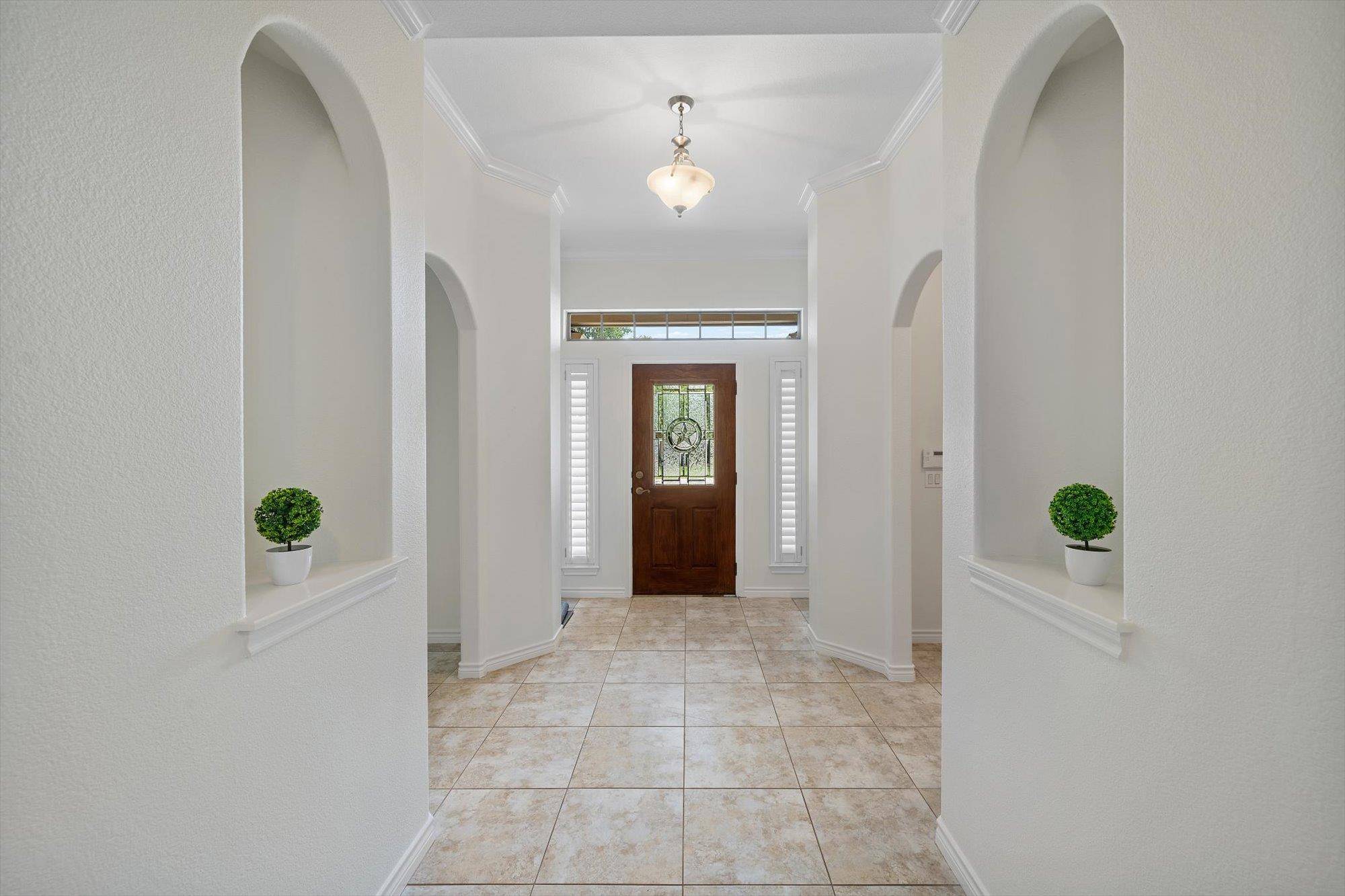 916 Heritage Oaks BND, Georgetown, TX 78633