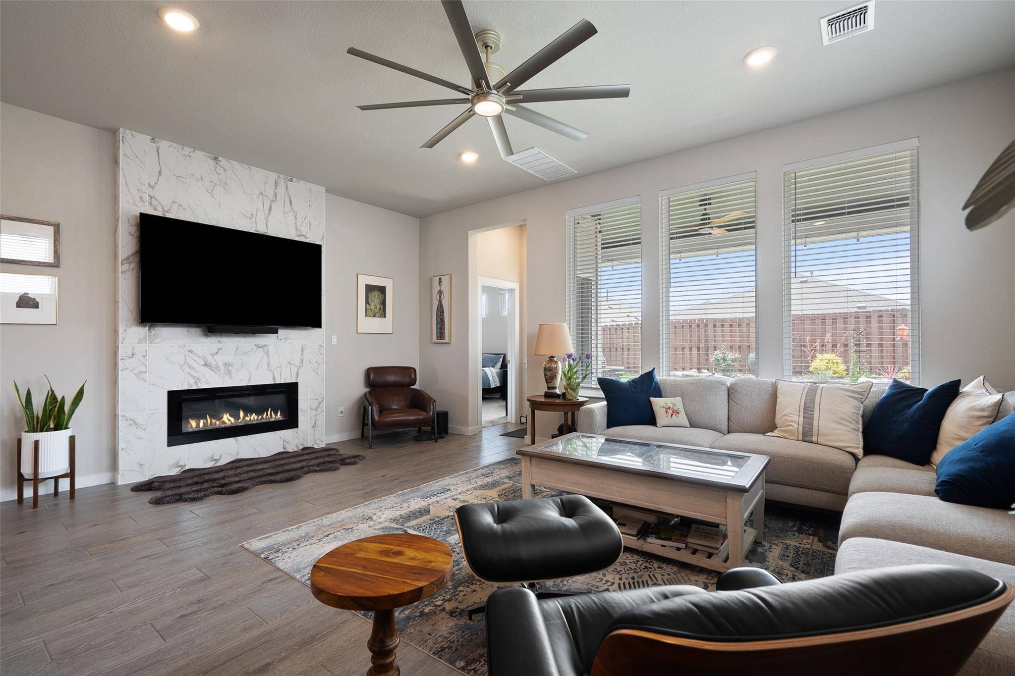 1112 Bluewood BND, Leander, TX 78641