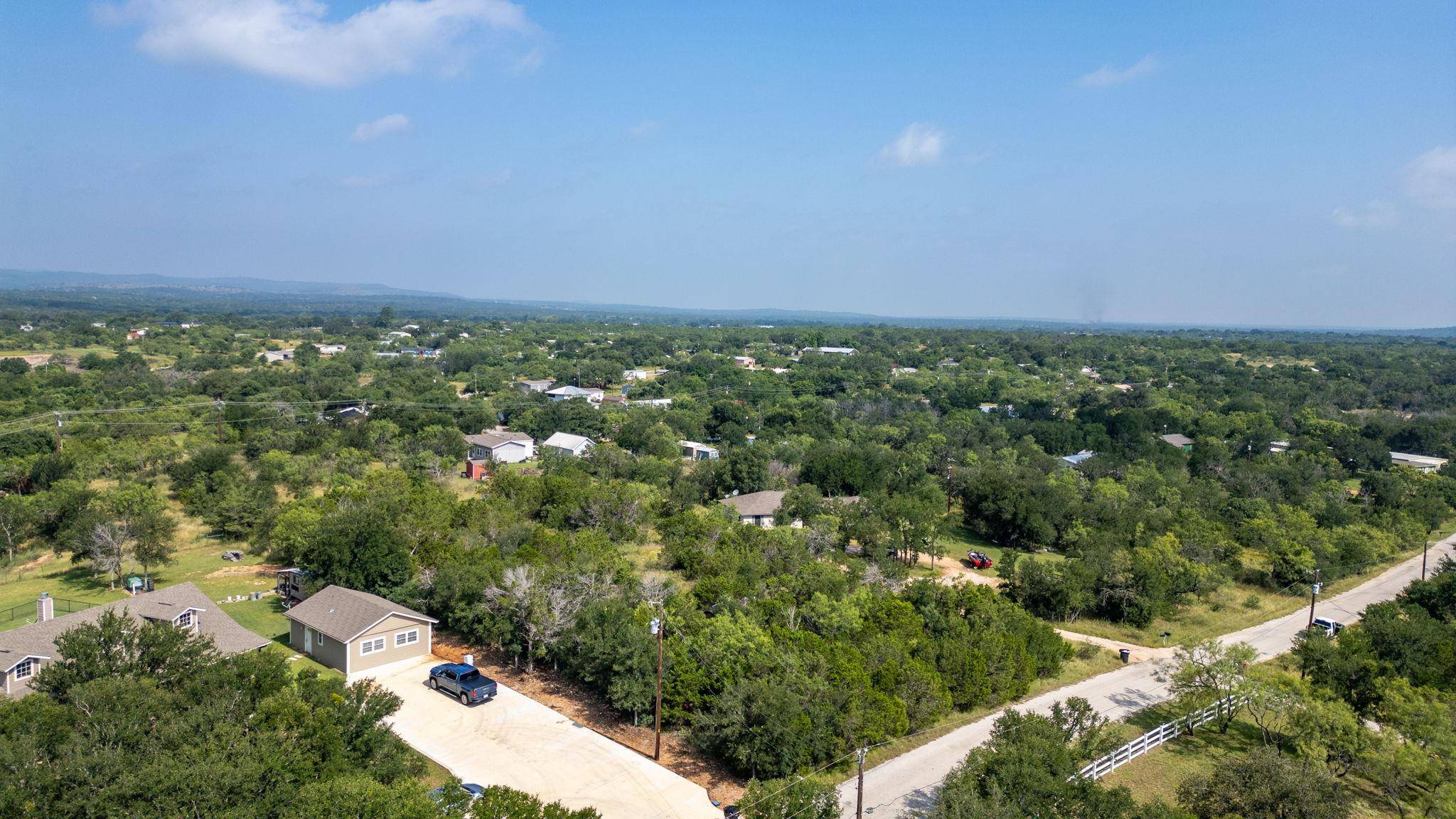 297 Link DR, Kingsland, TX 78639