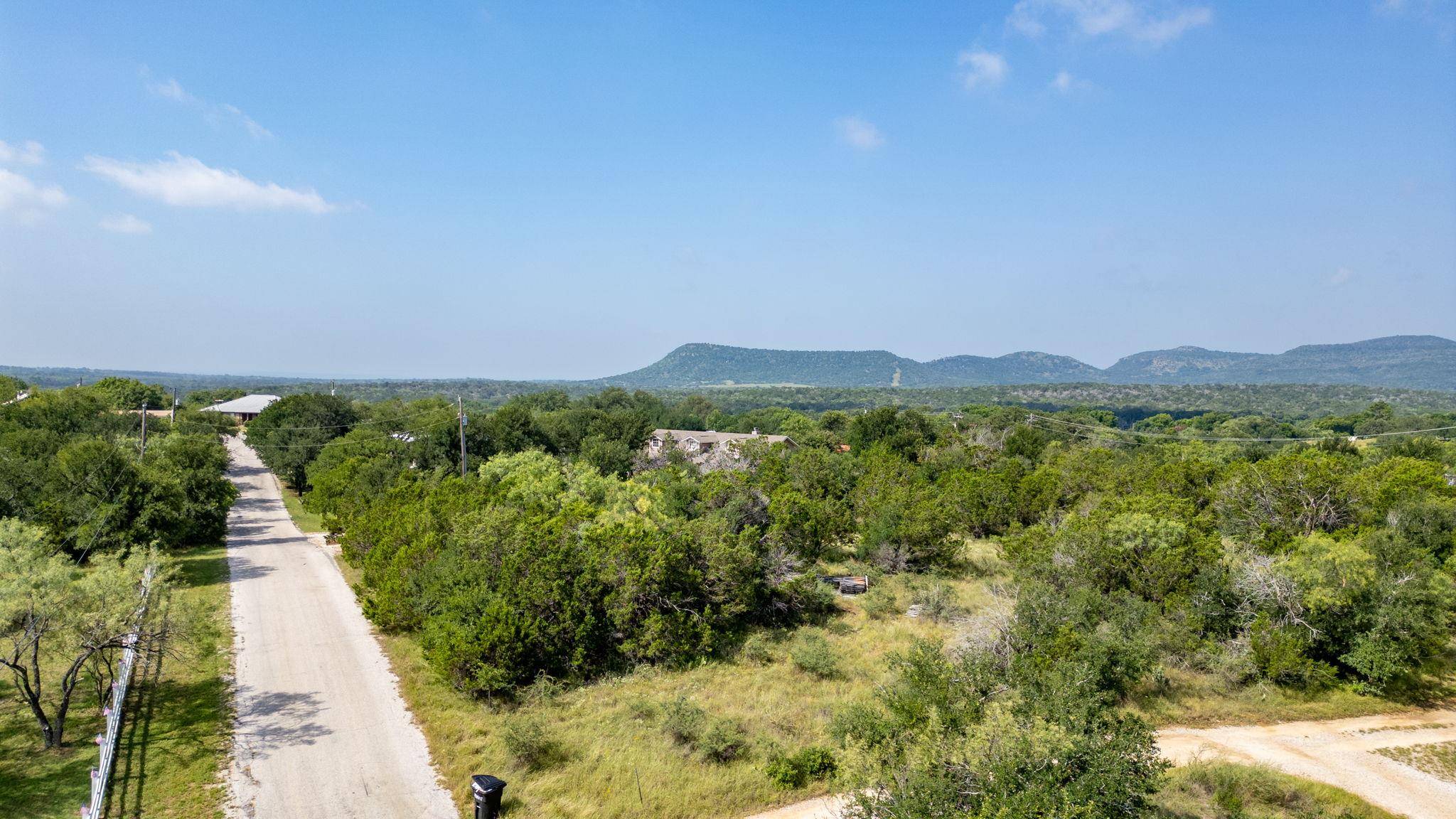 297 Link DR, Kingsland, TX 78639