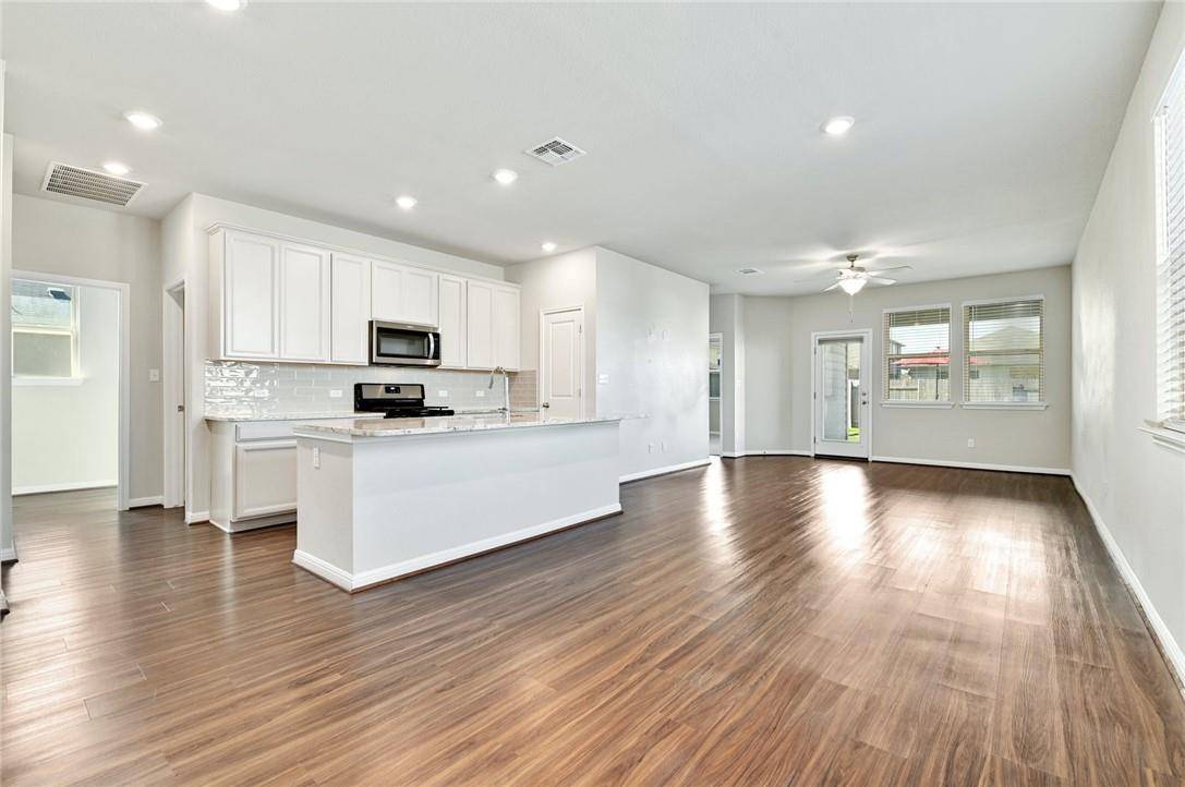 125 Otella ST, Georgetown, TX 78628