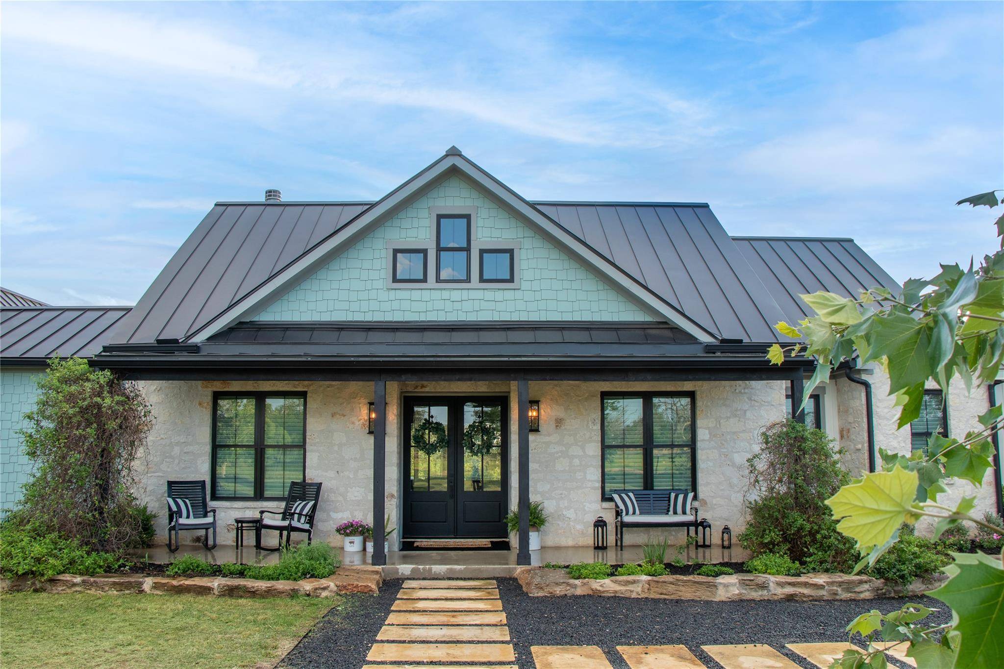 272 Slate Rock RD, Willow City, TX 78675