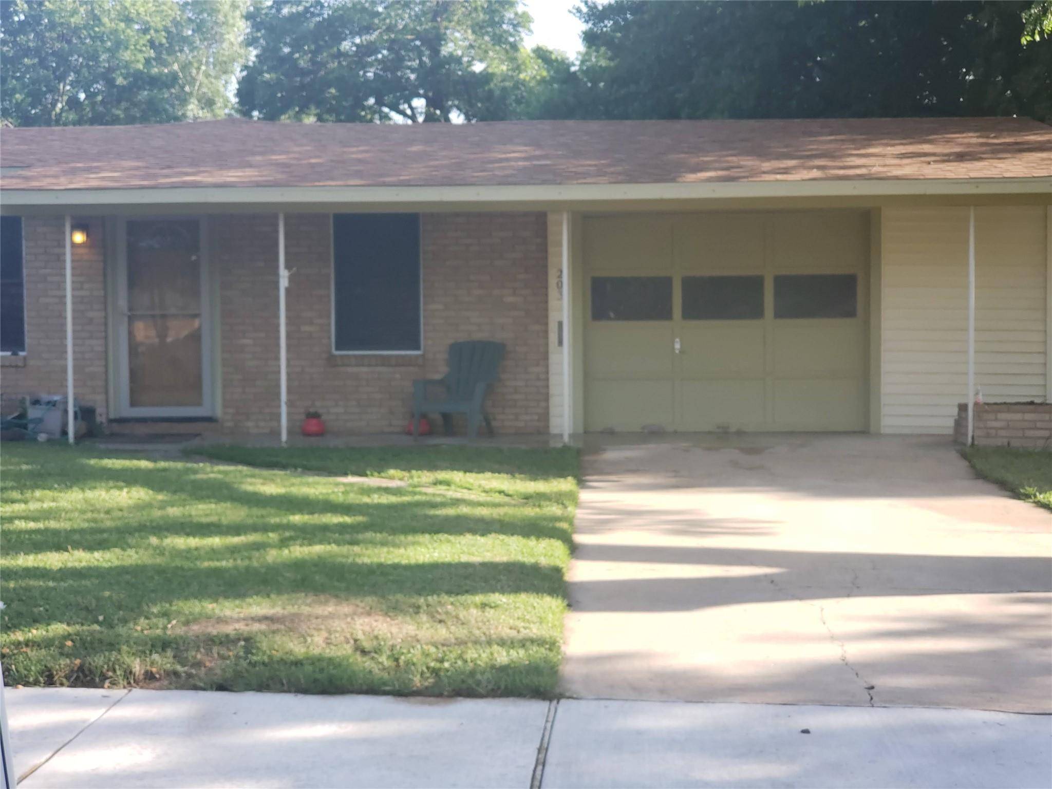 203 W Odell ST W, Austin, TX 78752