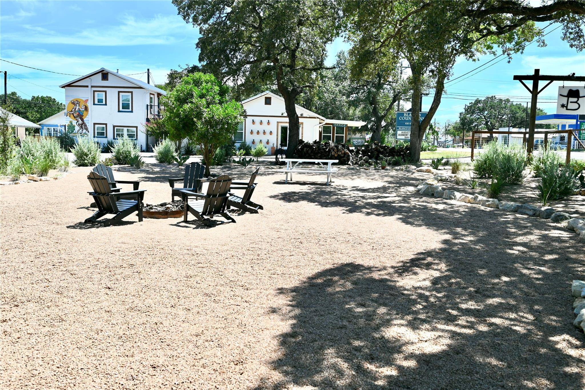 902 Main ST, Blanco, TX 78606