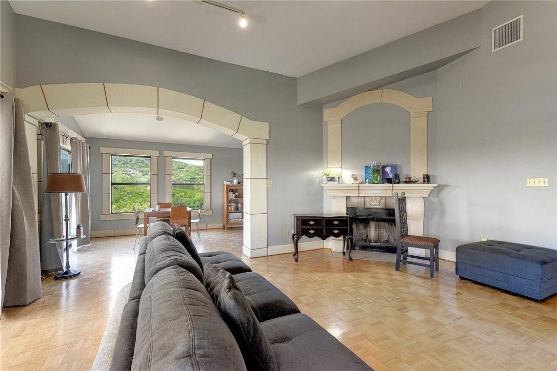 1712 Lakeshore DR #C, Austin, TX 78746