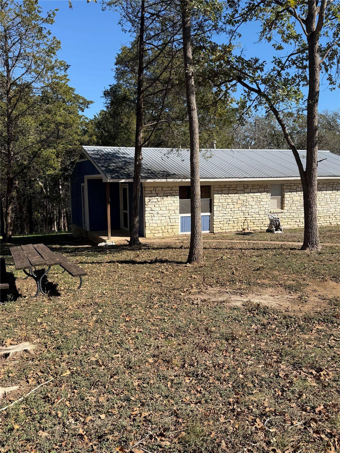 214 The Forest RD, Dale, TX 78616