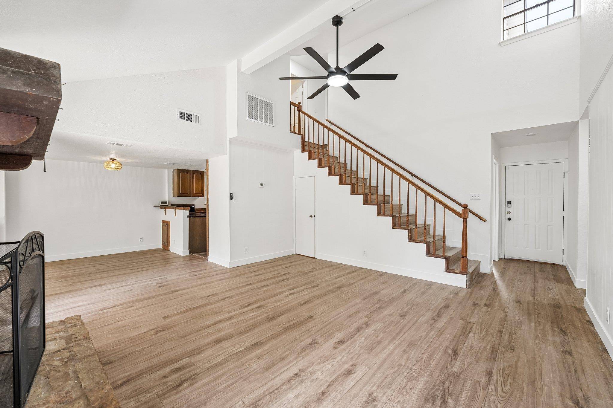 1100 Riverbend DR, Georgetown, TX 78628