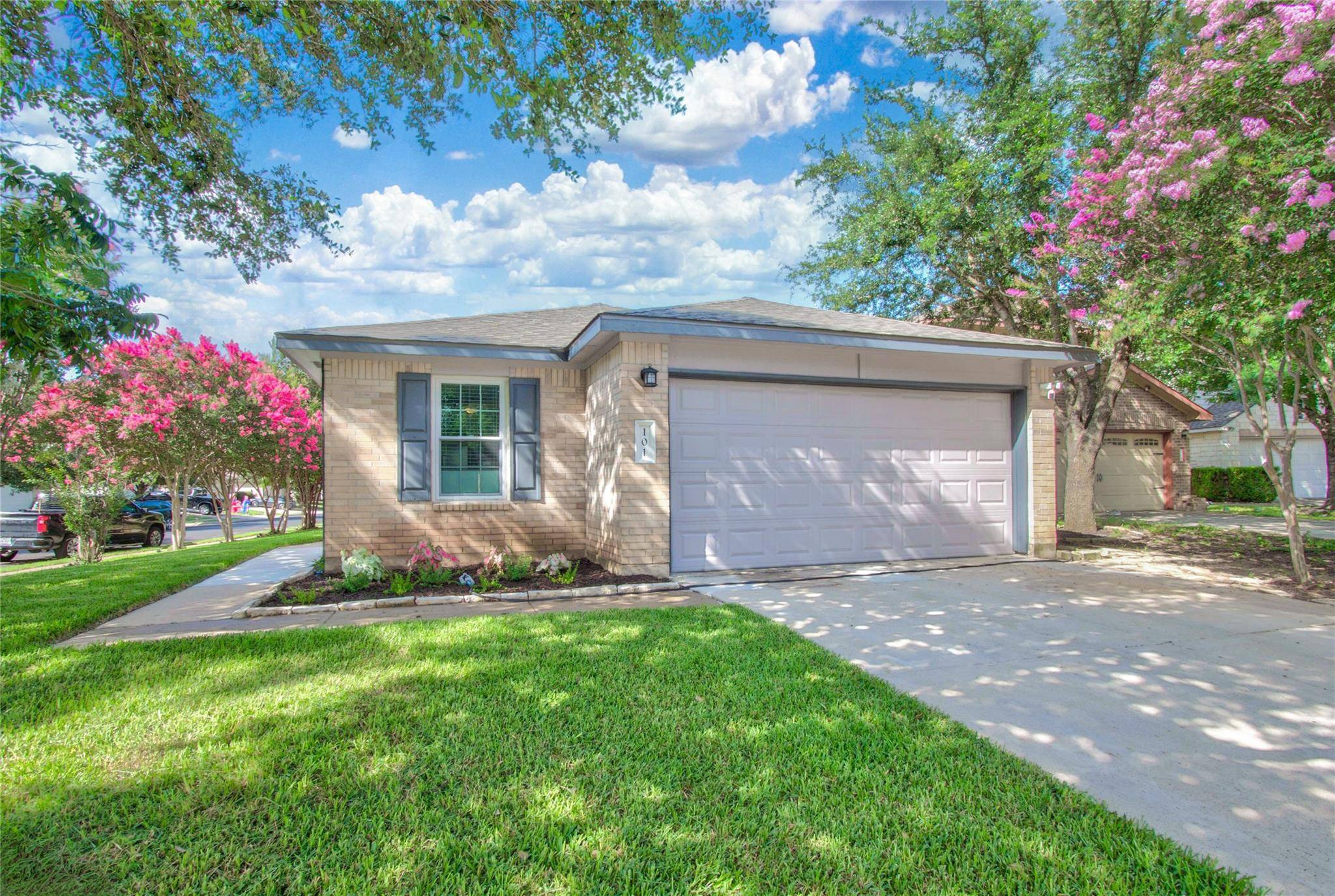 101 Texas Ash CV, Manchaca, TX 78652