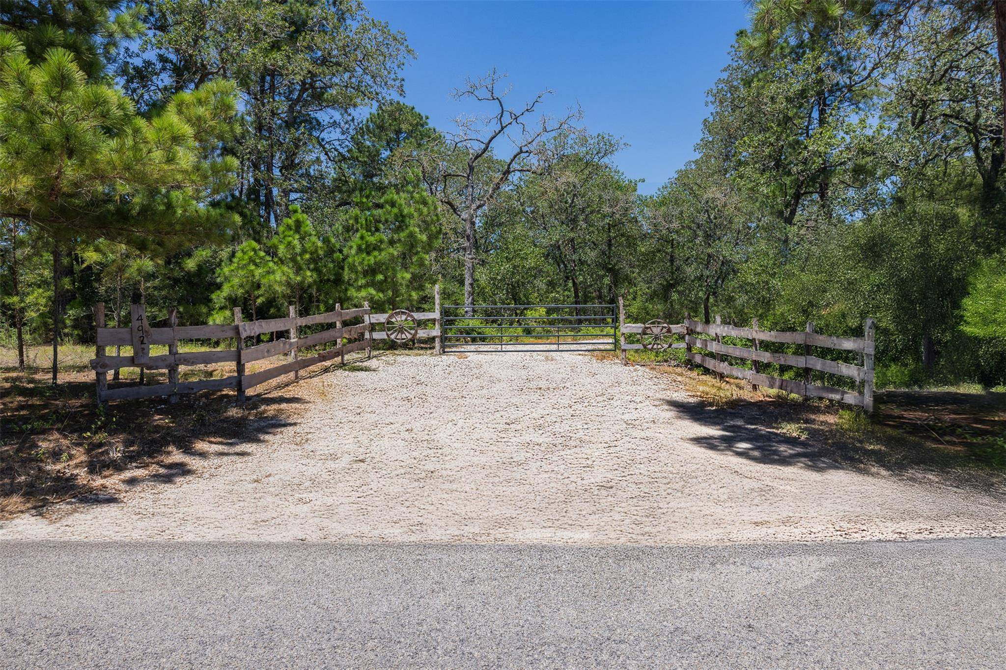492 S Old Potato RD, Paige, TX 78659