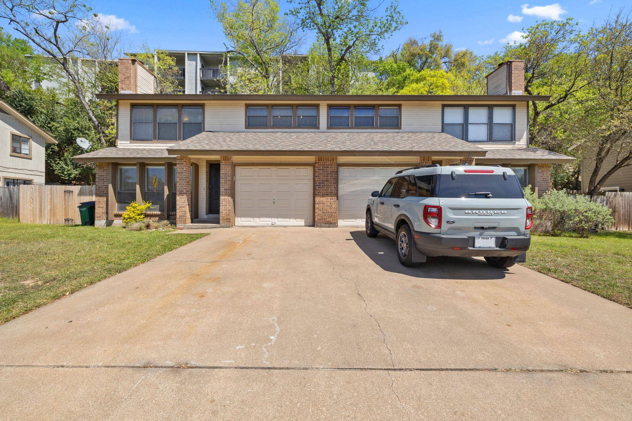 6523 Hart LN, Austin, TX 78731