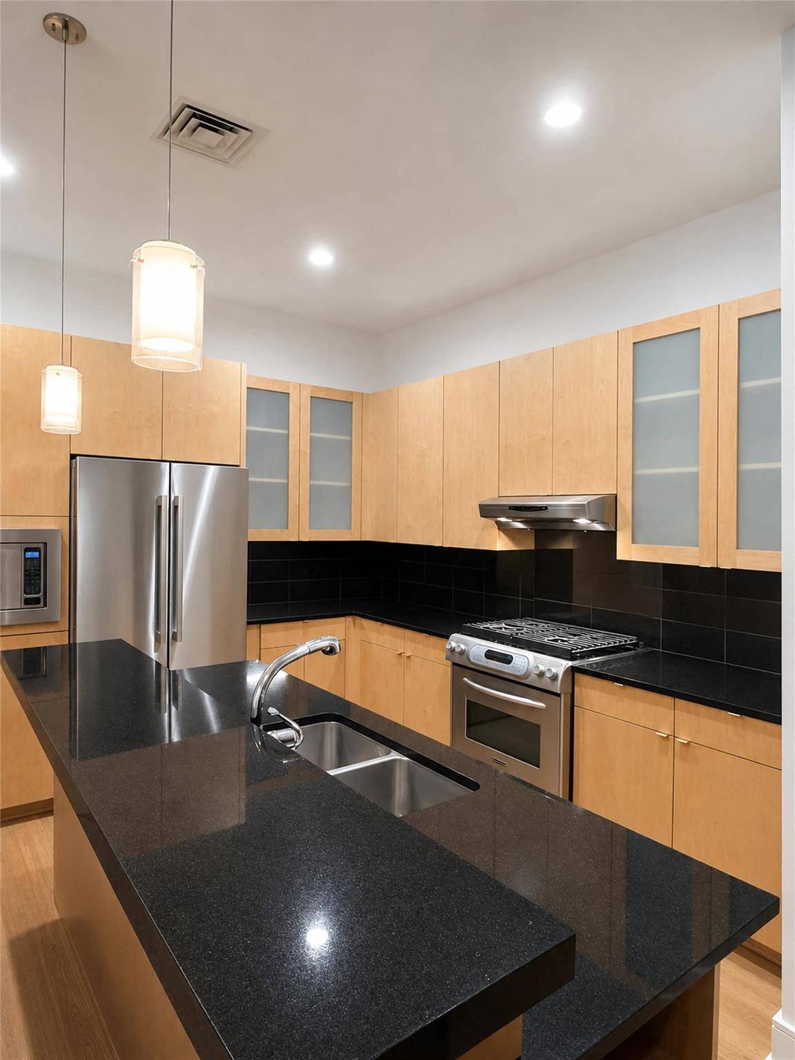 555 E 5th ST #730, Austin, TX 78701